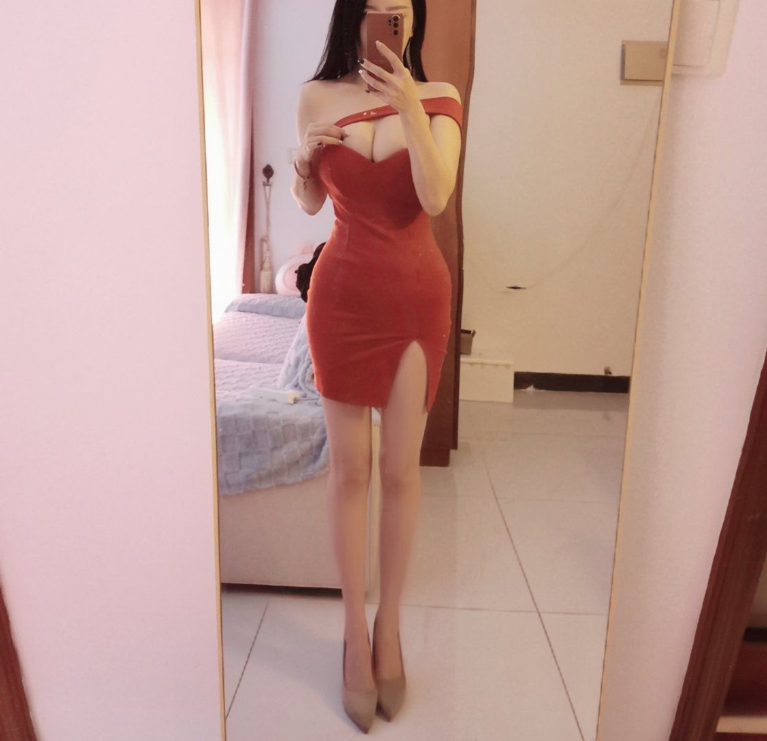 天河筱桐 白嫩爆乳女神 胸大腰细 女友般温柔