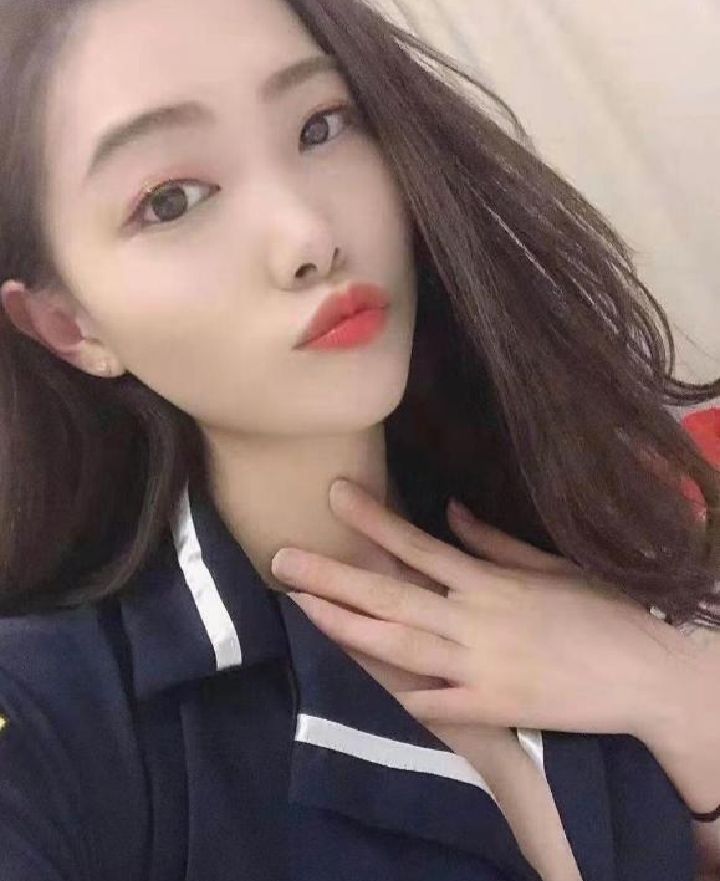 白云纯欲小姐姐