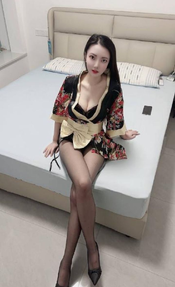 黑丝美腿辣妹柠柠