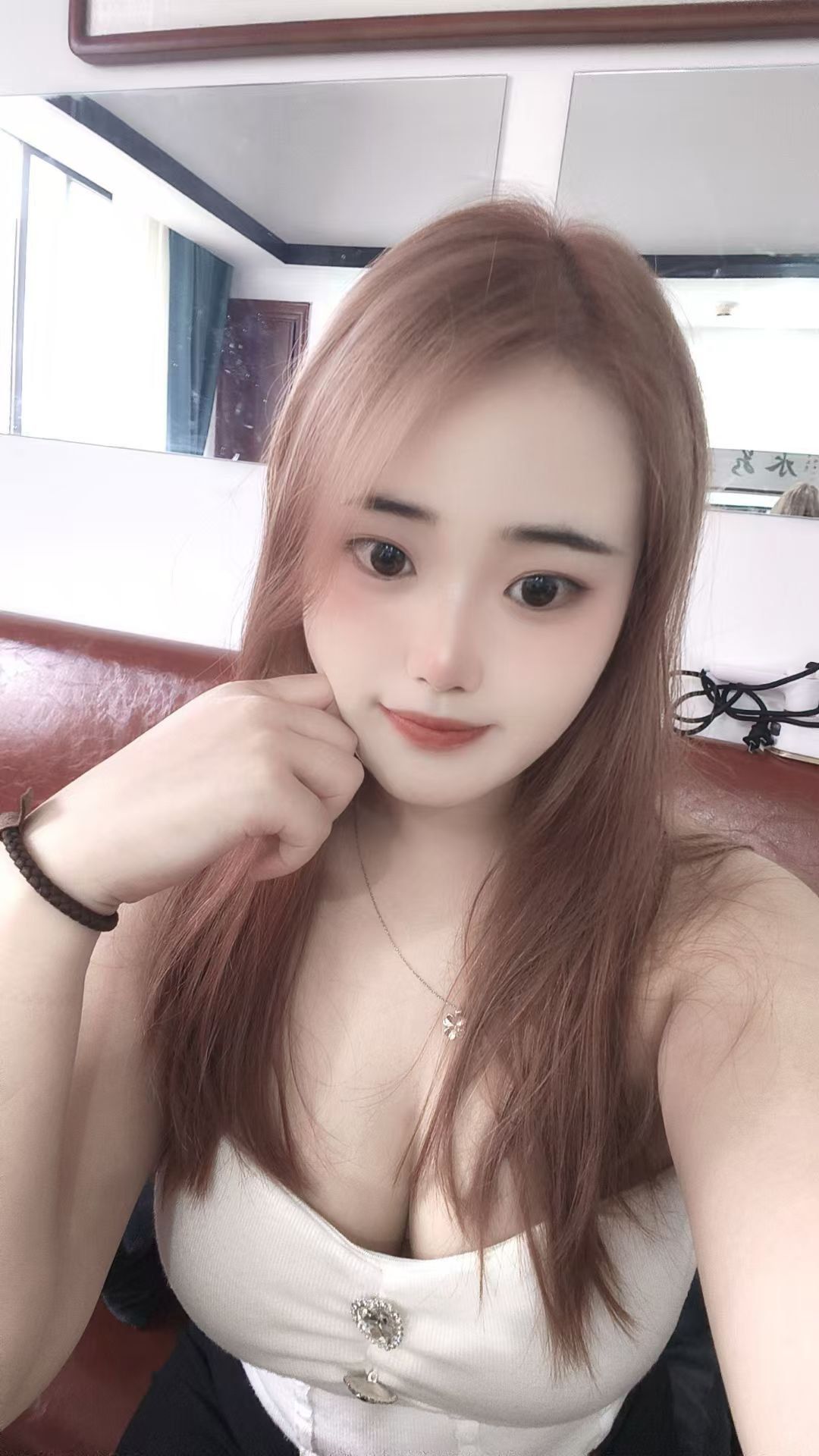 白云嘉禾雨欣 丰润诱人 身材火辣 热情不催钟