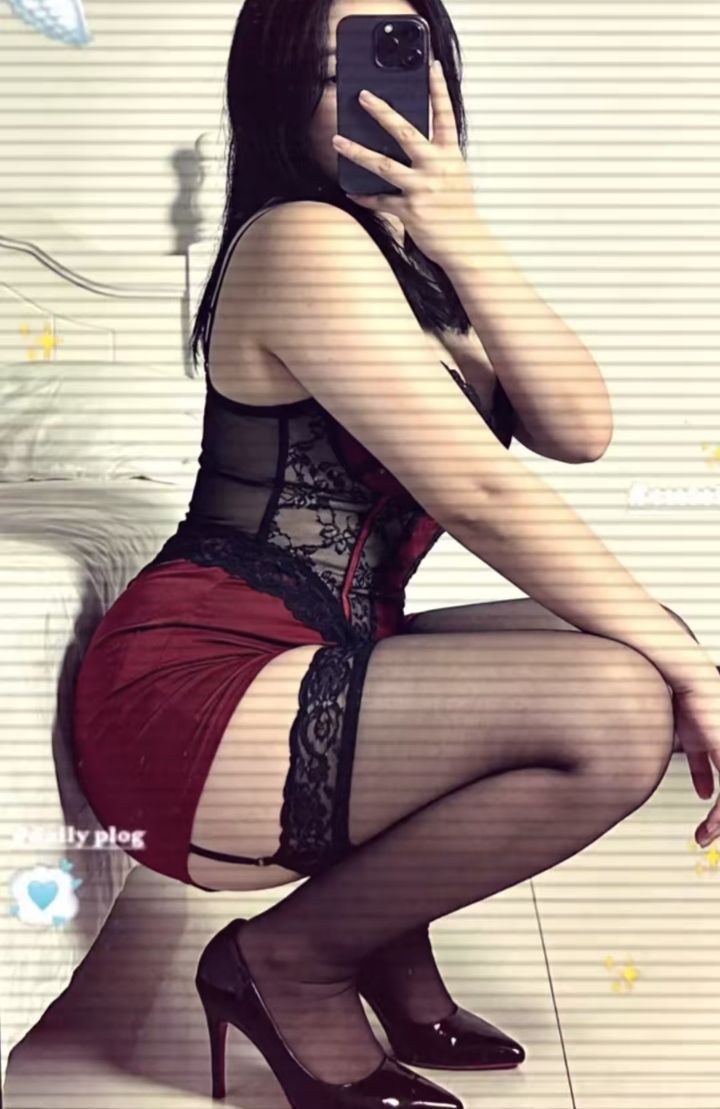 虎丘性感丰满辣妹