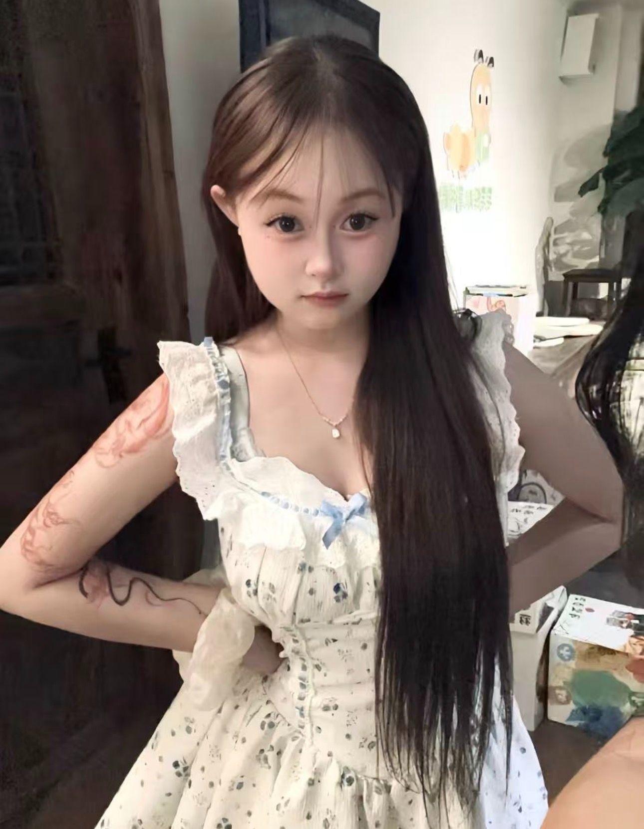 天河车陂猫猫 真18岁 卡哇伊 穿衣显瘦脱衣丰满