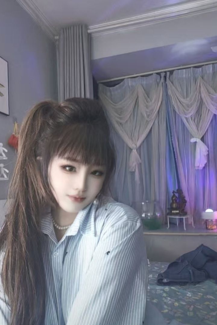 灞桥热辣眼镜妞小玉