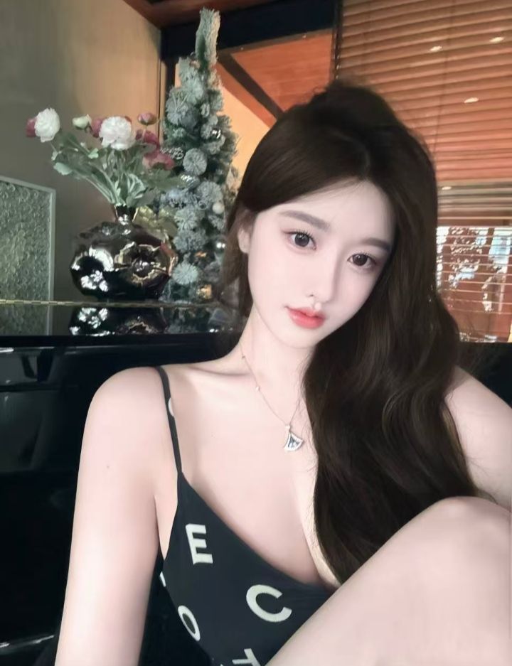 超绝身材气质甜妹茜茜