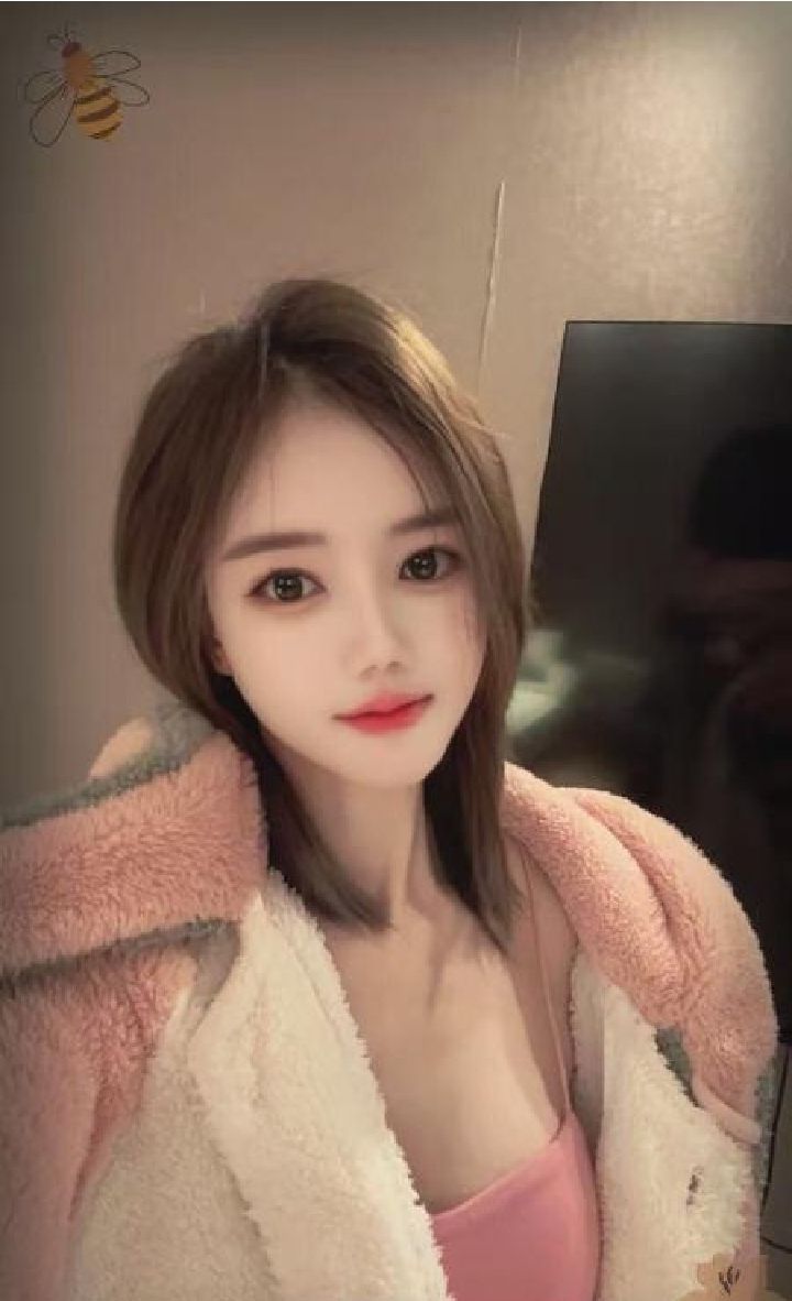 包河短发小清新kk