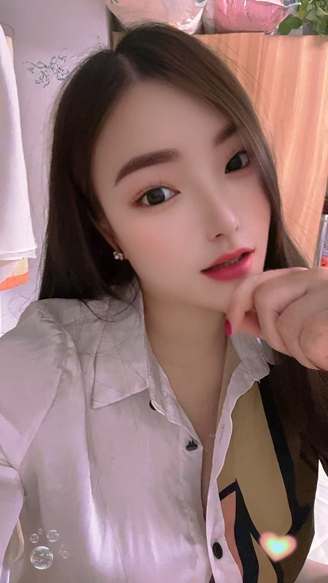 海珠石溪艳子 四川妹子 天生会夹 车灯是亮点