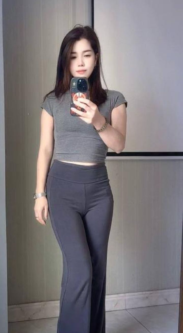 气质长腿御姐小浪