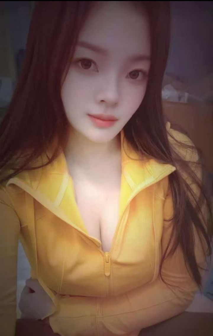 桥西爆乳辣妹紫轩