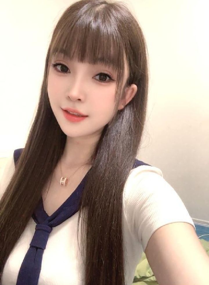 情趣御姐神似李小璐