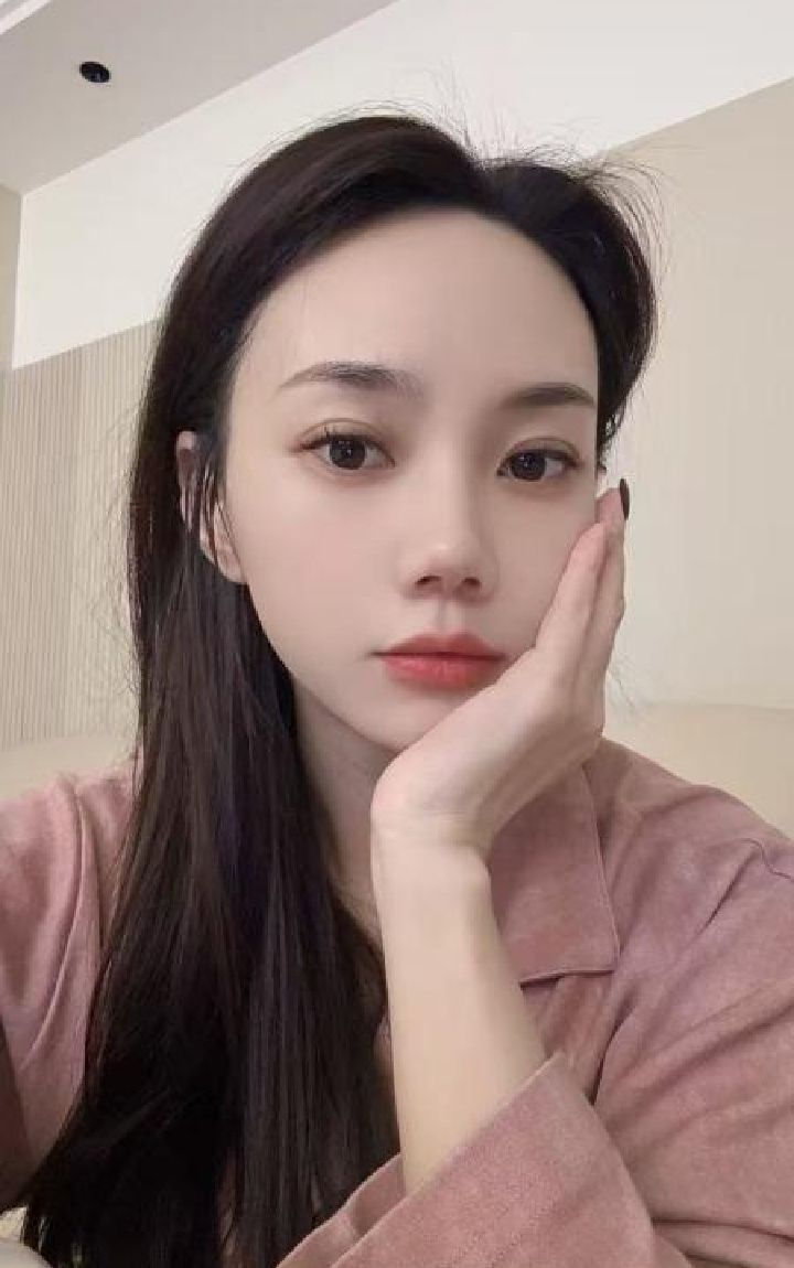 浦东清纯粉嫩小女友