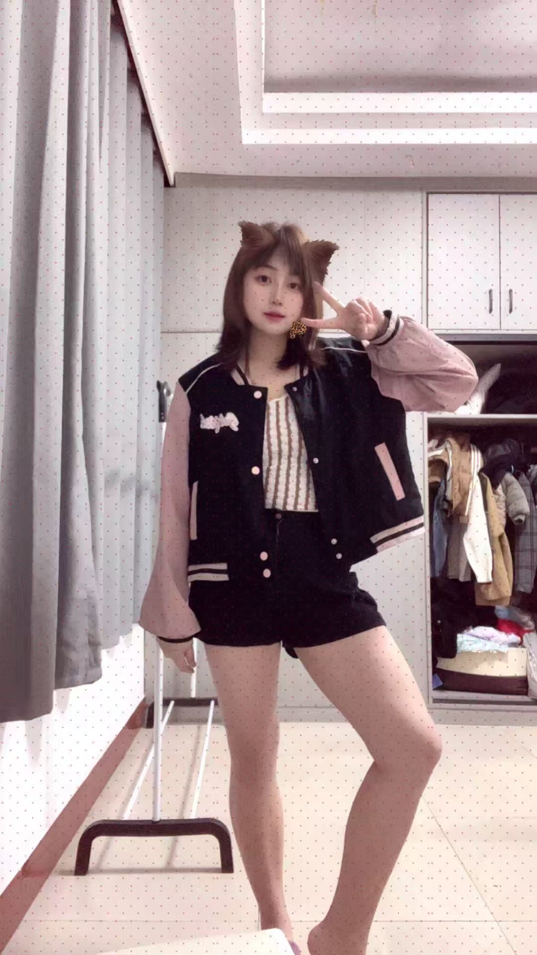 上城风sao大胸小少妇