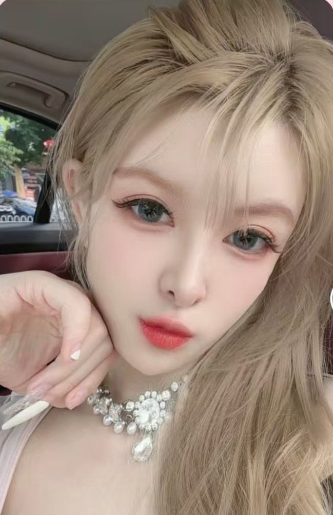 广佛金沙洲 00后米粒 小巧玲珑，皮肤白哲嫩滑，高颜值