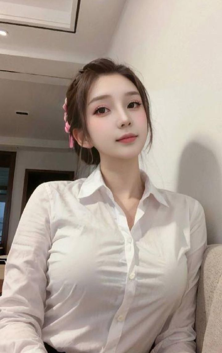 美艳大胸妖精星星