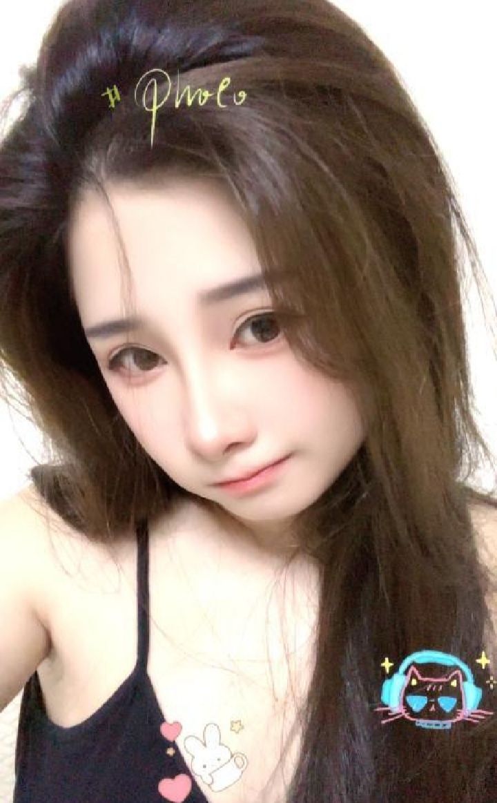 新吴大胸甜妹兜兜