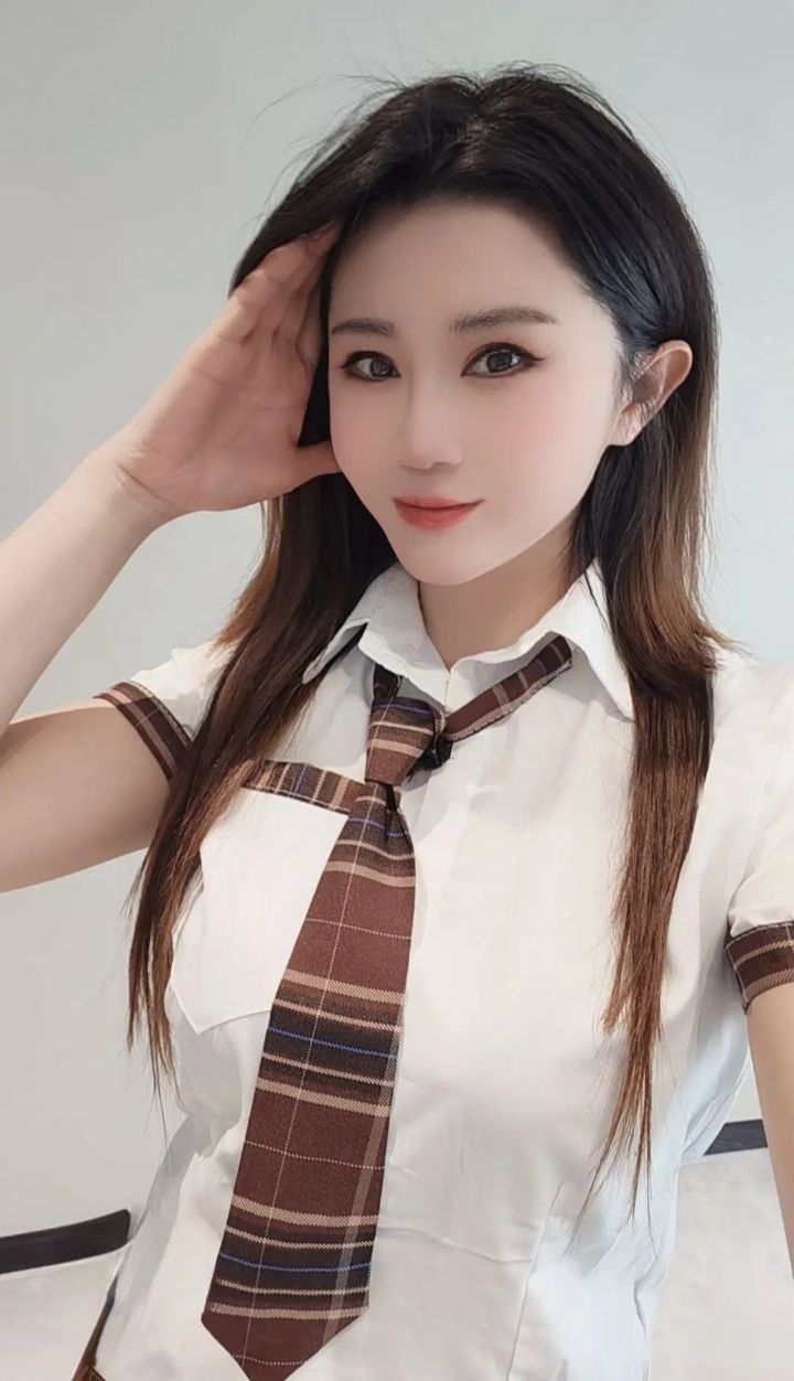 秦淮制服辣妹小雪