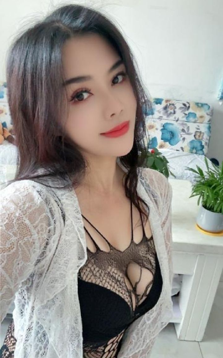 五华大胸情趣御姐