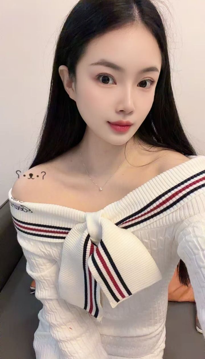 钟楼纯欲辣妹蜜蜜