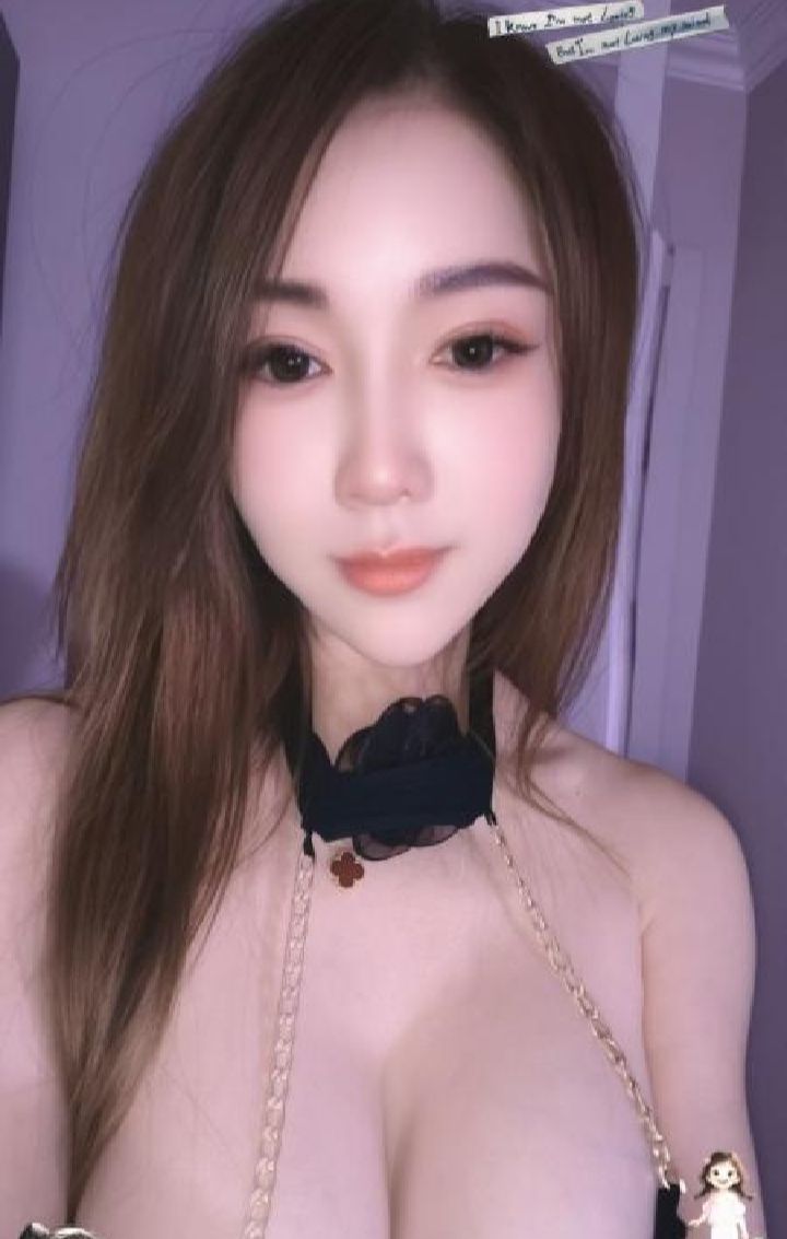 美乳水蛇腰伊晗小姐姐