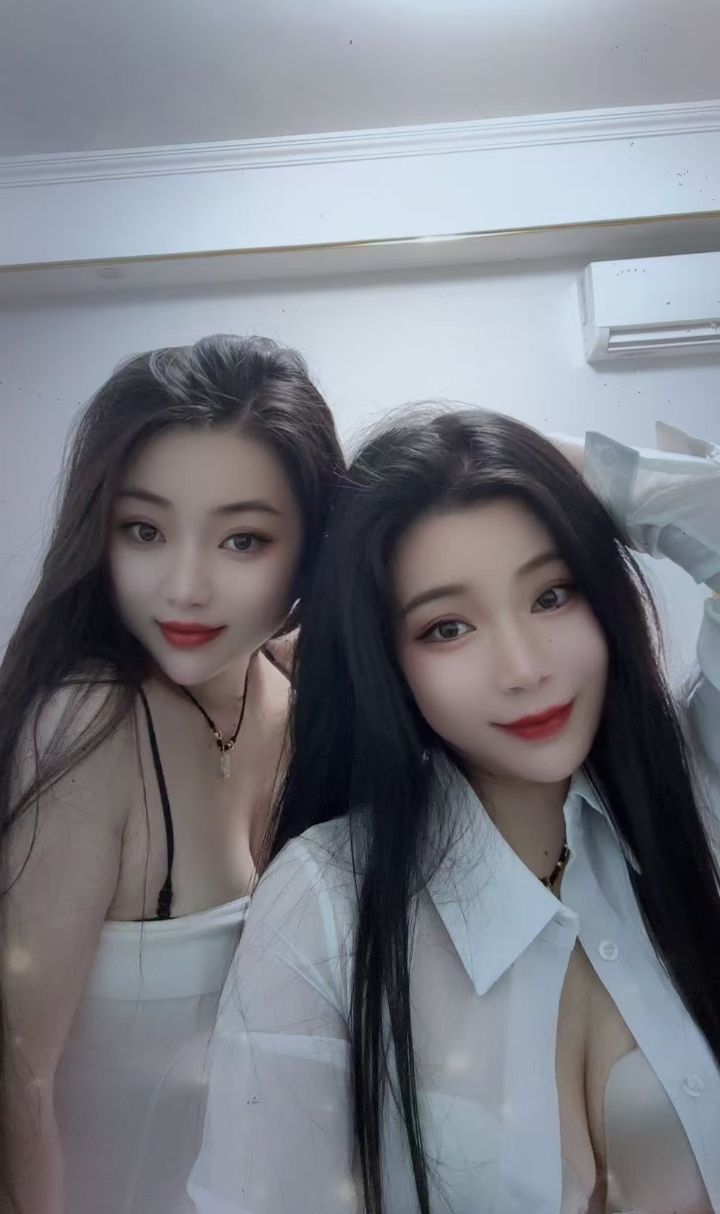 新区桃桃柚柚姐妹花