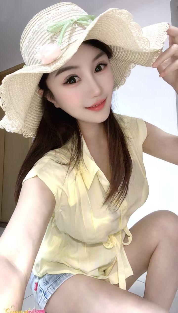 园区白嫩辣妹思甜