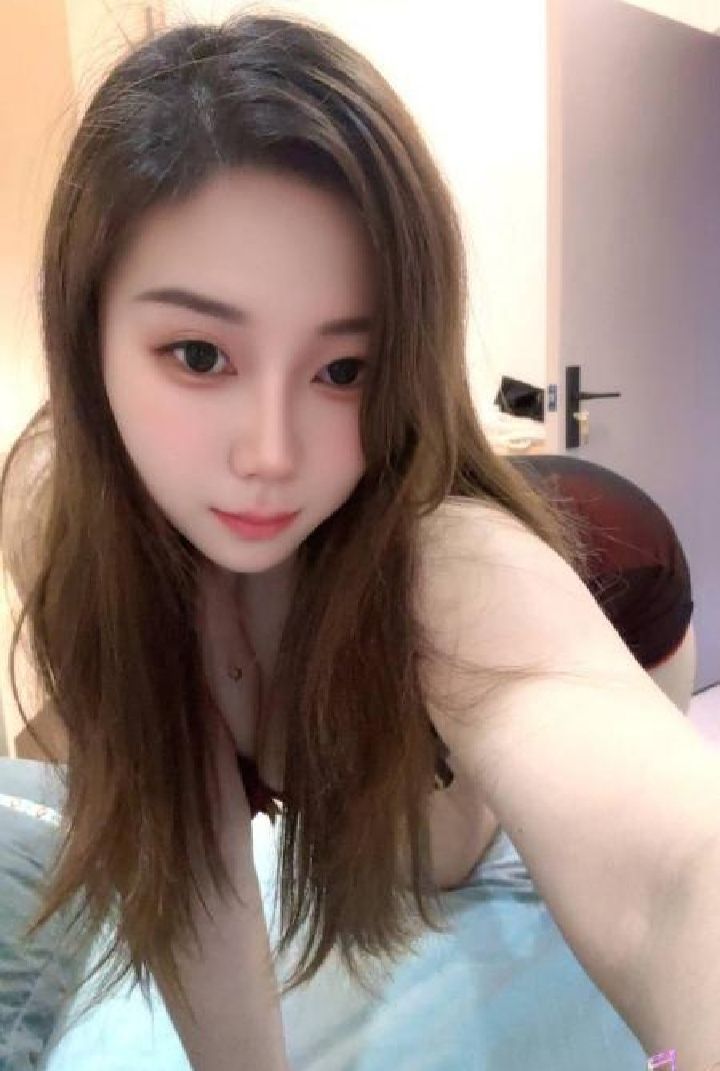 美乳兼职御姐贝贝