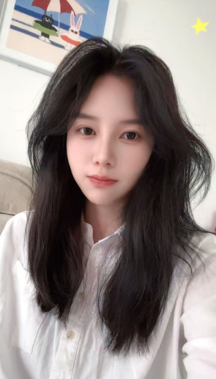 纯欲小姐姐酸酸