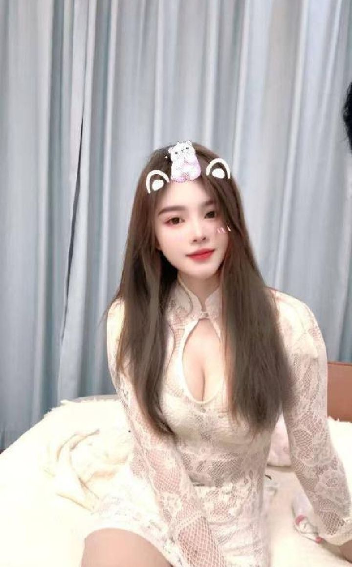 服务系美胸王宝宝