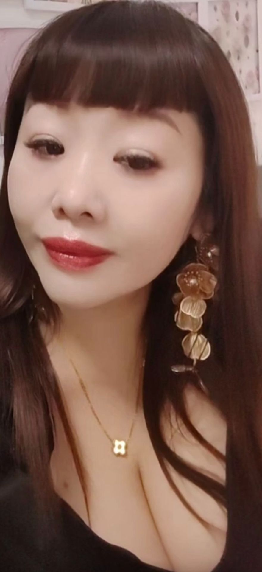 越秀五羊丽丽 卸货极品熟女 技巧熟练态度好 风韵犹存