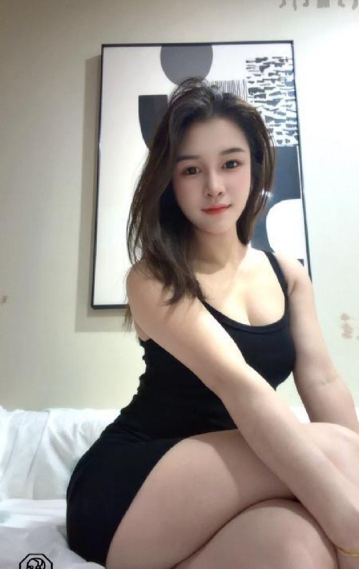 包河白嫩丰满甜妹