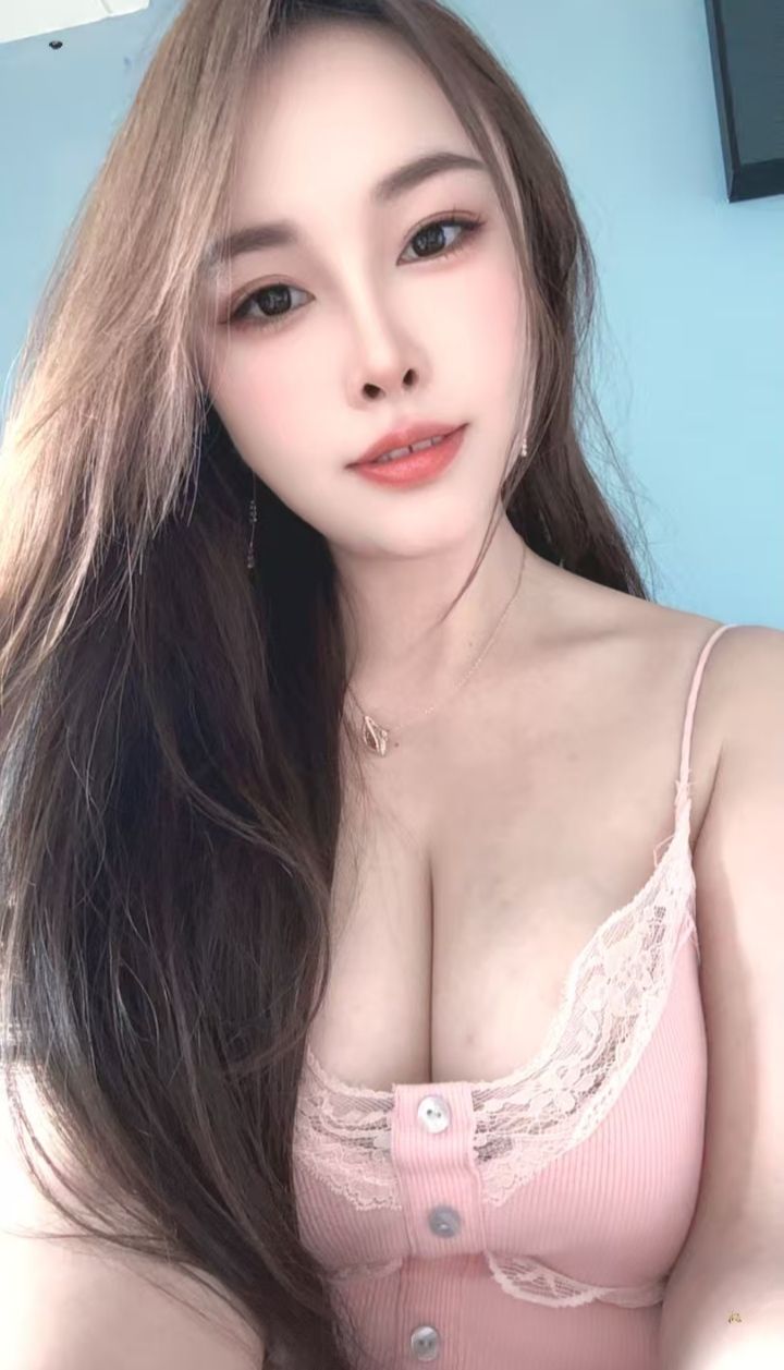 坂田美乳辣妹欢欢