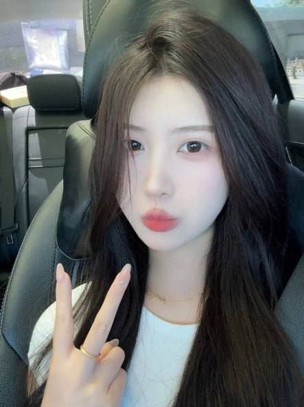 兼职小姐姐，刚下海