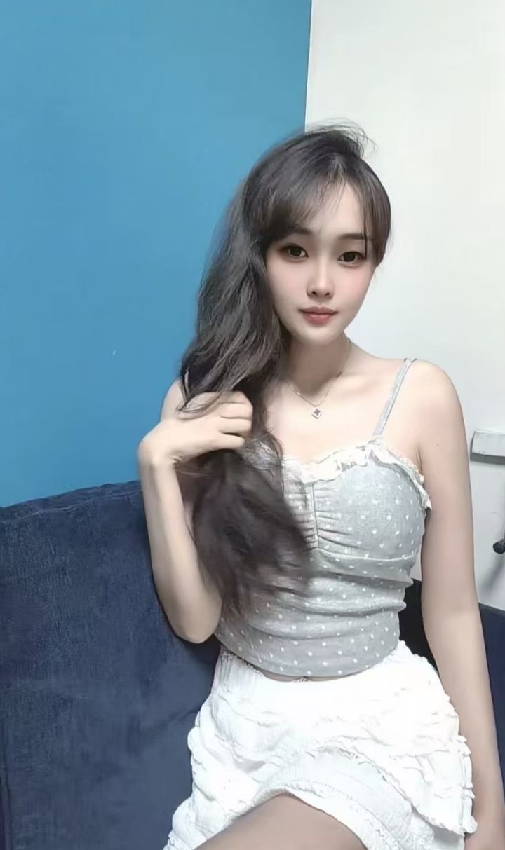 丝袜美腿辣妹辛辛儿