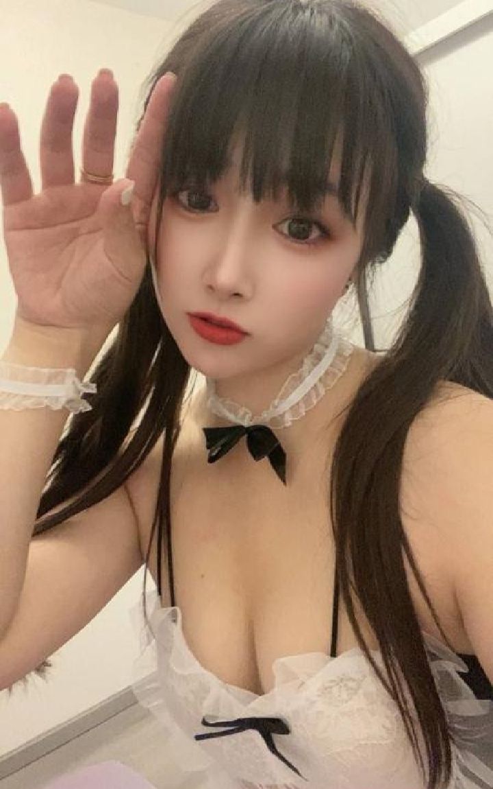 武侯双马尾少女感晓婷