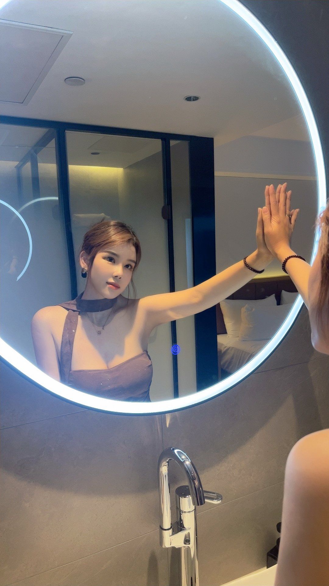 天河智慧城可可 小Sao妹 粉嫩鲍包裹感强 汁水香甜且多