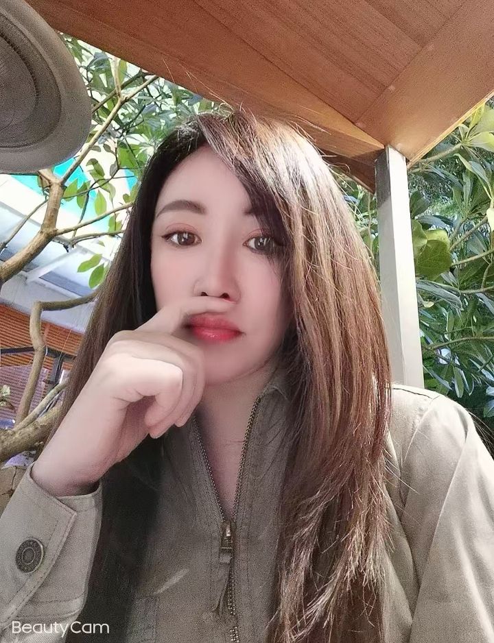 龙华美艳御姐飞飞