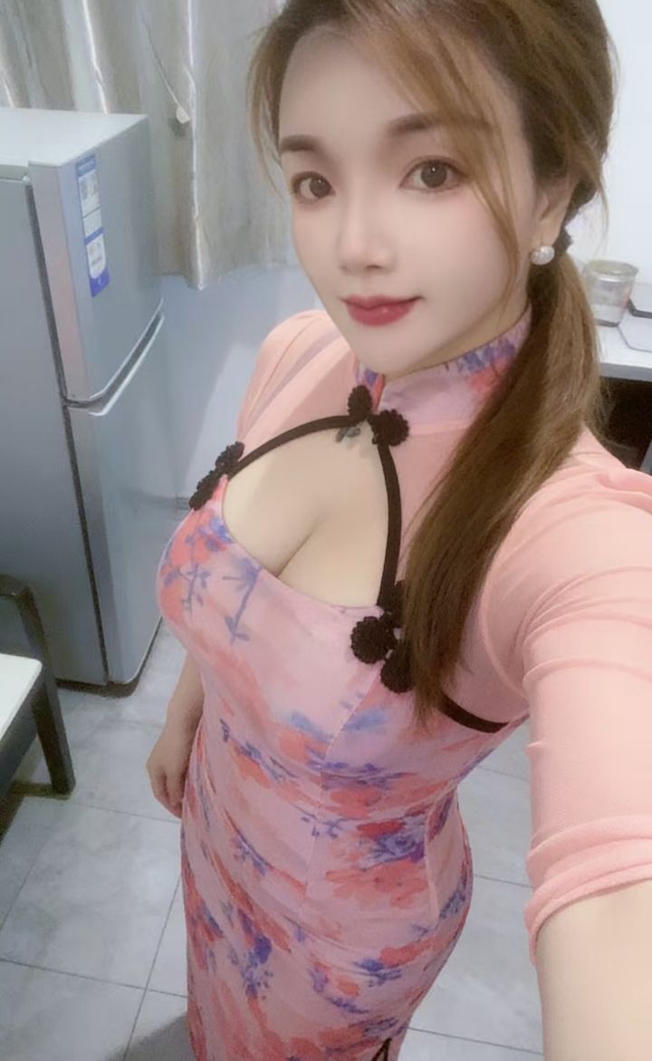 大白奶辣妹欣欣子