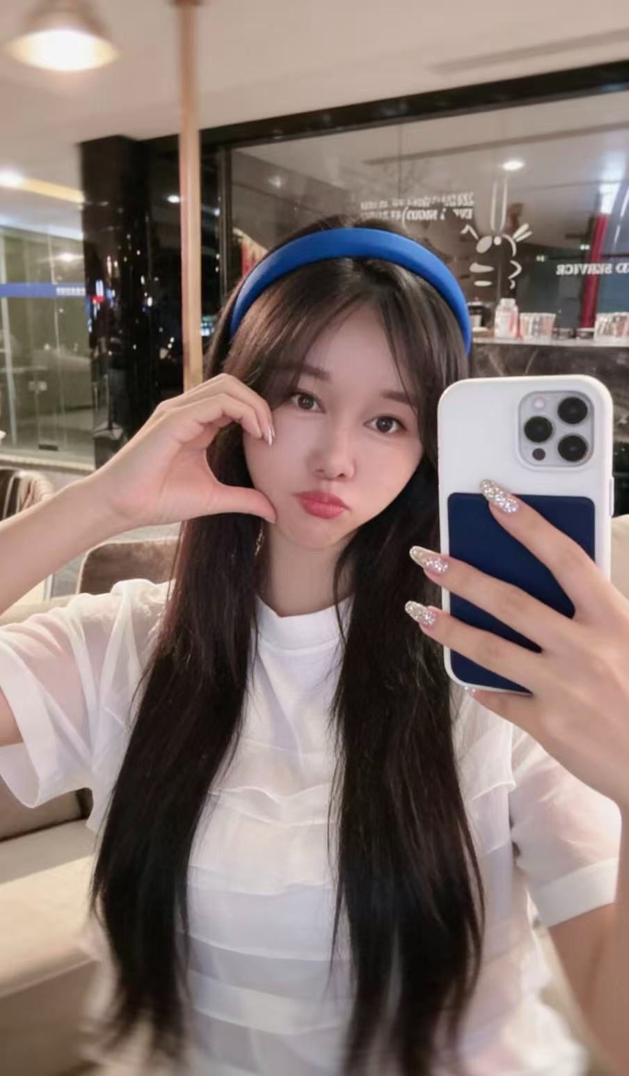 越秀北京路七月 腰细不肥，前凸后翘，兼直，主业医美