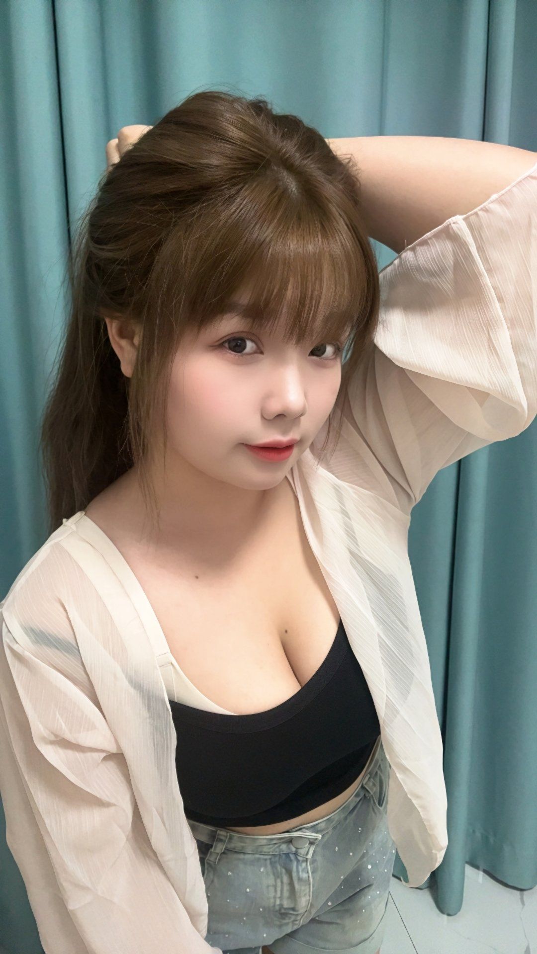 白云小颜 年轻漂亮 凹凸有致 大灯美极了 吸夹一流