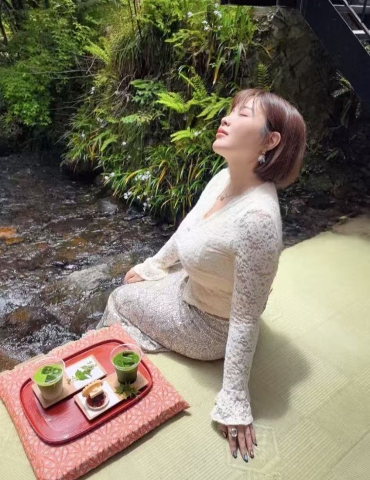 凤姐专业抓龙筋调理