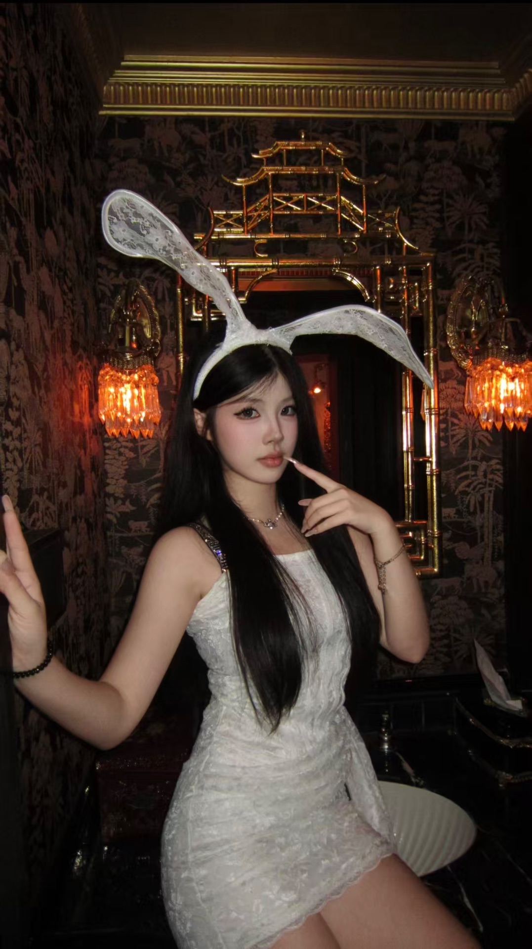 历城身材爆顶美女