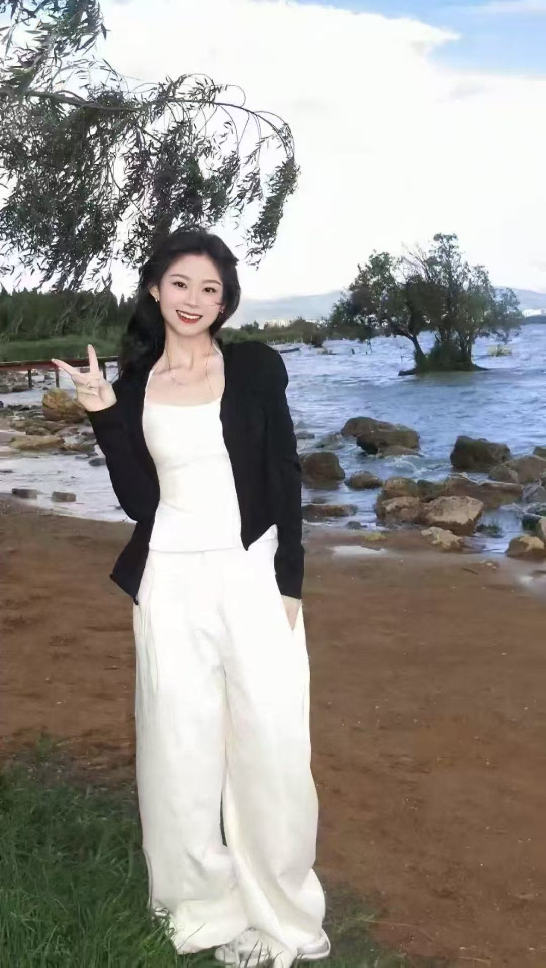 广佛金沙洲依娜/若涵 姐妹双飞 身材火辣 两尤物快乐翻倍