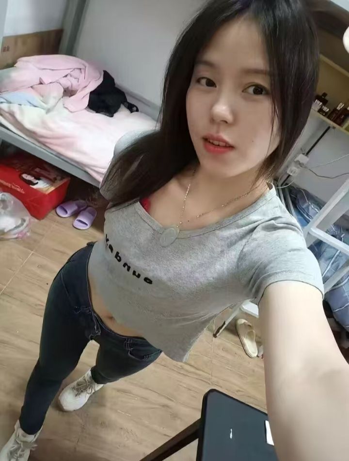 桥西素颜泄火妹子