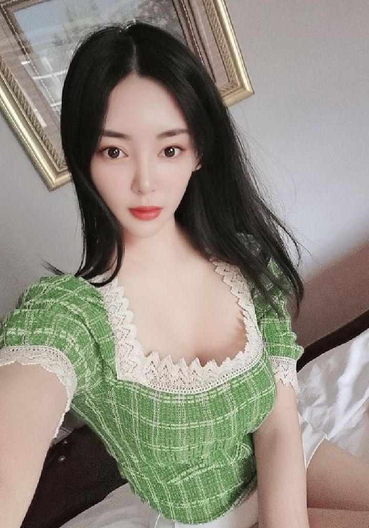 甘井子豪乳小馋猫