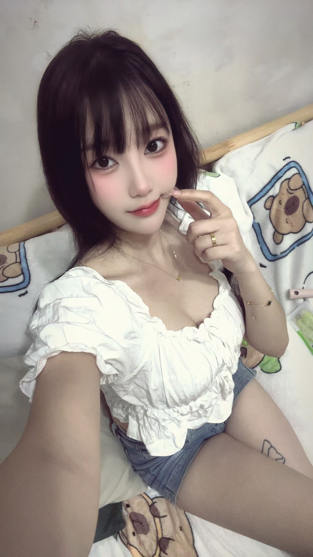 海珠橙子 大波嫩妞 美艳童颜 三点粉 水润会吸