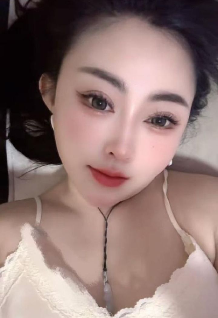 兼职护士小姐姐妞妞