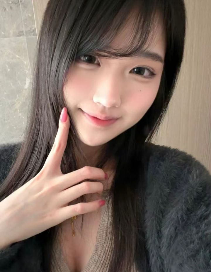 金水性感甜美小淘气