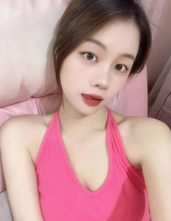 岳麓白嫩甜妹润心