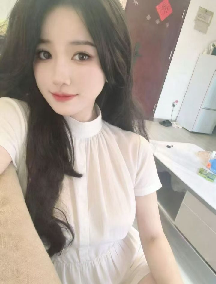 武侯气质甜妹菲菲