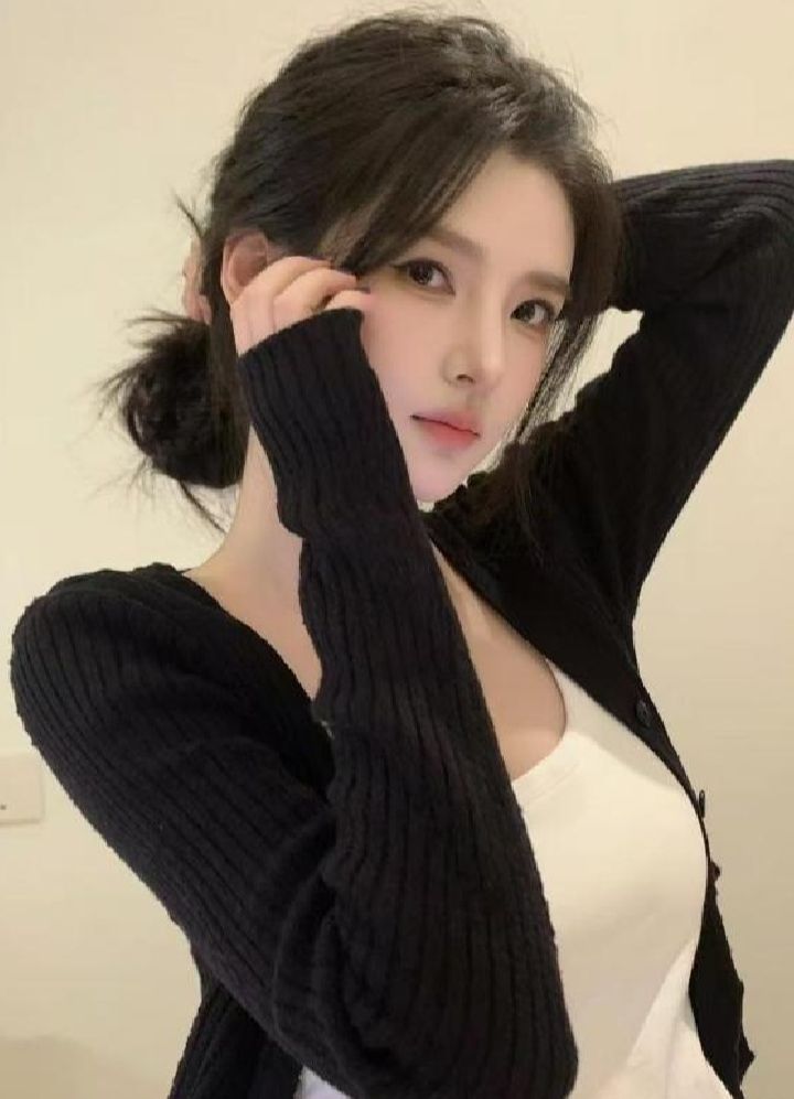 丰润冷白皮长腿嫩妹