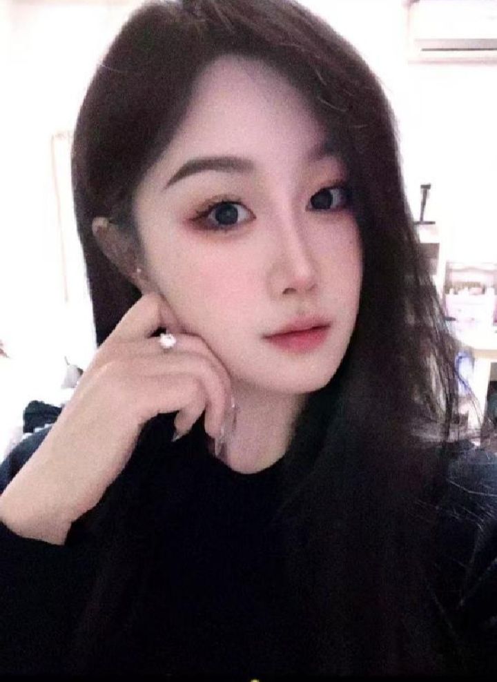 杨家村村花小鱼儿